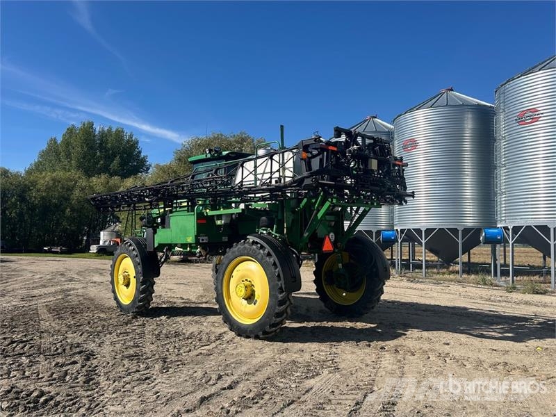 John Deere 4830 رشاشات ذاتية الحركة