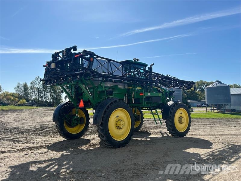 John Deere 4830 رشاشات ذاتية الحركة