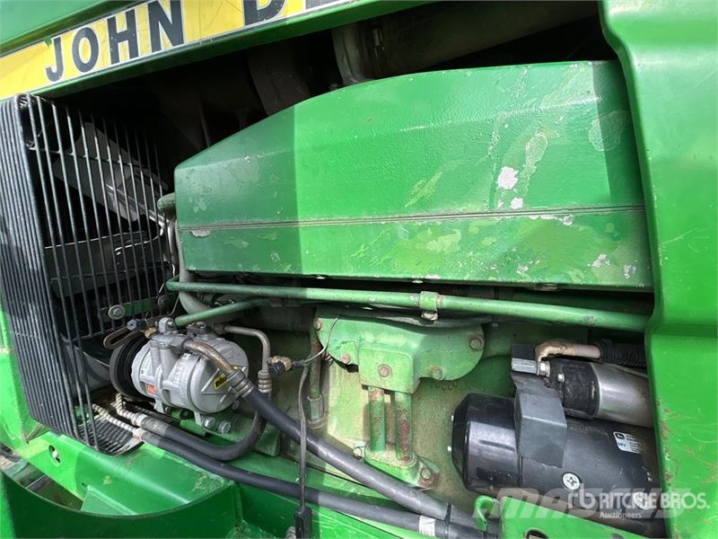 John Deere 4850 4WD Tractor Tractors