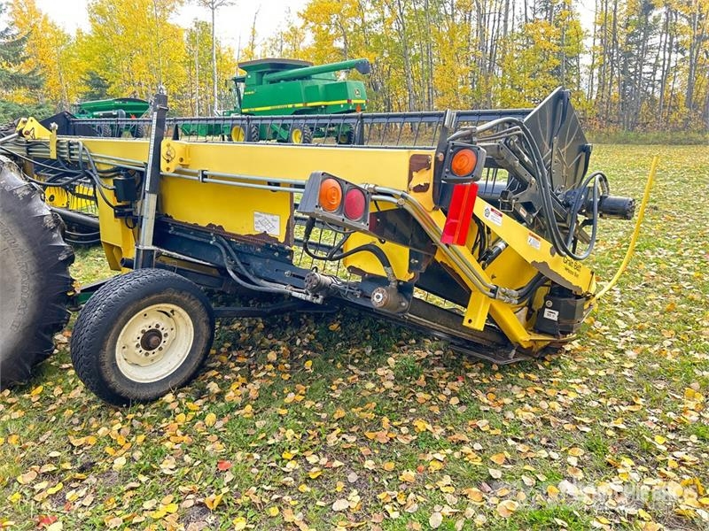 John Deere 4895 Svanser