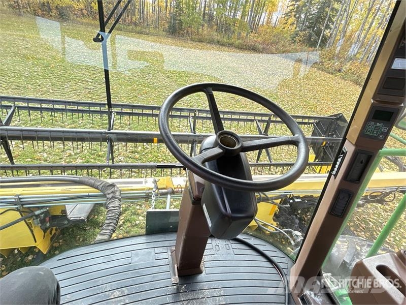 John Deere 4895 Svanser