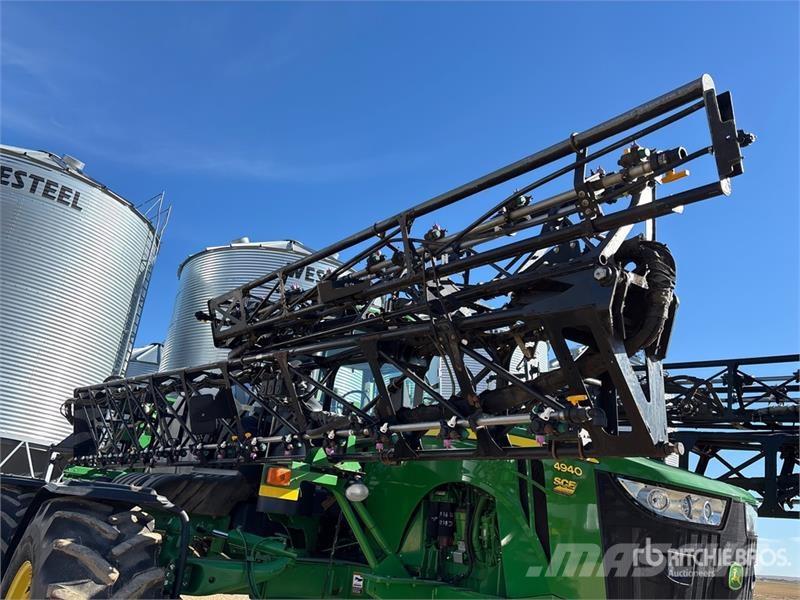John Deere 4940 Самоходные опрыскиватели