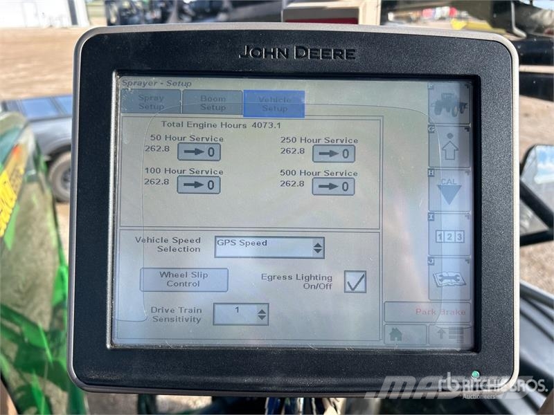 John Deere 4940 自走式噴霧機