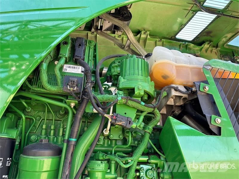 John Deere 4940 Самоходные опрыскиватели