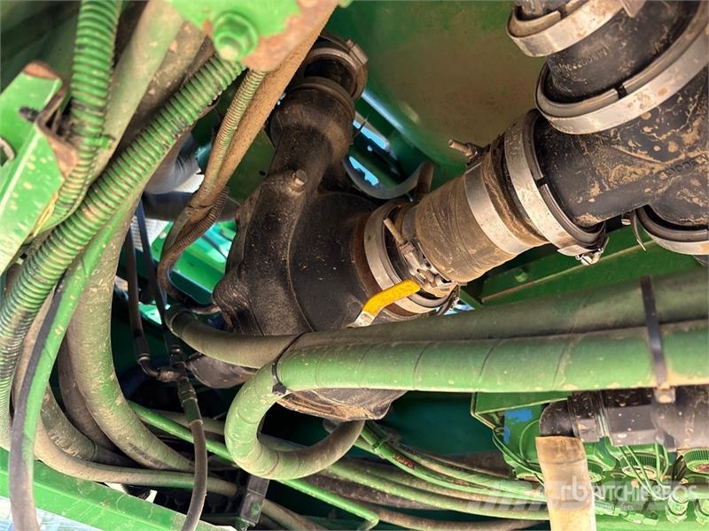 John Deere 4940 Самоходные опрыскиватели