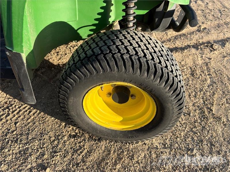 John Deere 4x2 Utility Vehicle Haszongépek