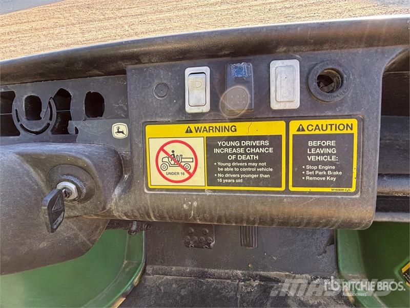 John Deere 4x2 Utility Vehicle Haszongépek