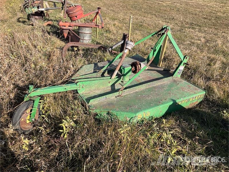 John Deere 513 5 ft 3-Point Hitch . Finishing Mower Kosilice i trimeri za grube terene