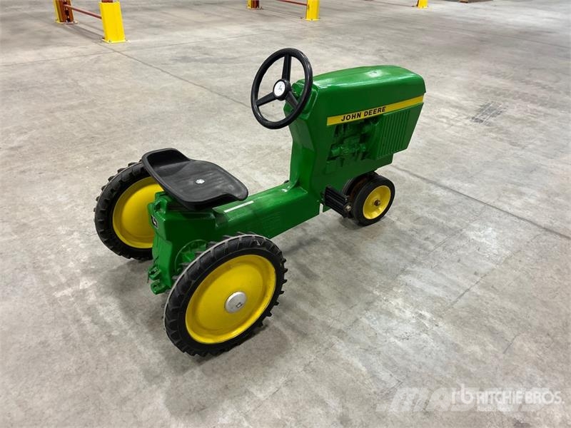 John Deere 520 Pedal Tractor Outras máquinas agrícolas