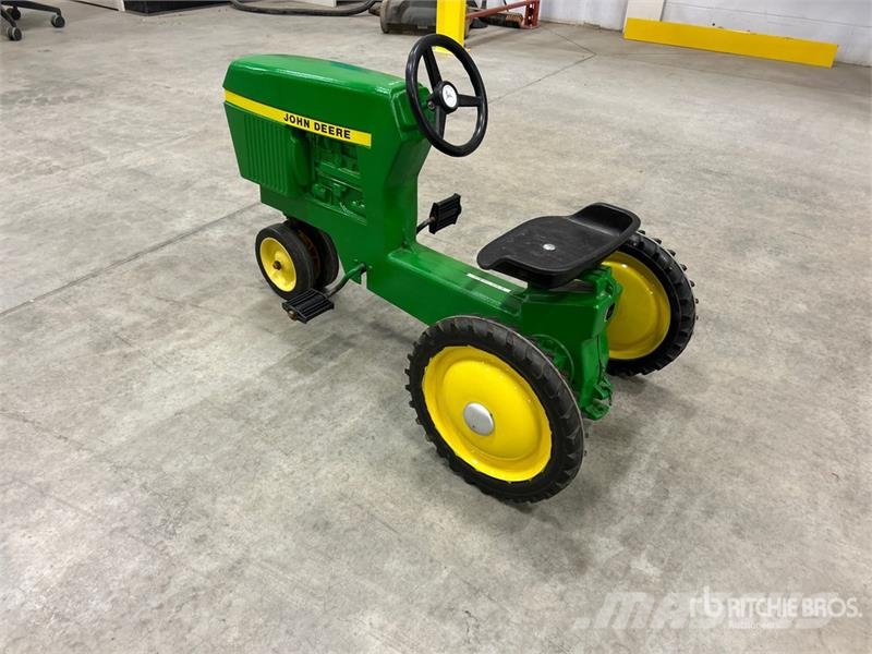 John Deere 520 Pedal Tractor Outras máquinas agrícolas