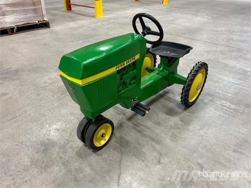 John Deere 520 Pedal Tractor Outras máquinas agrícolas