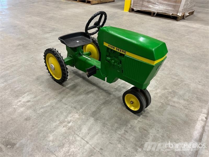 John Deere 520 Pedal Tractor Outras máquinas agrícolas