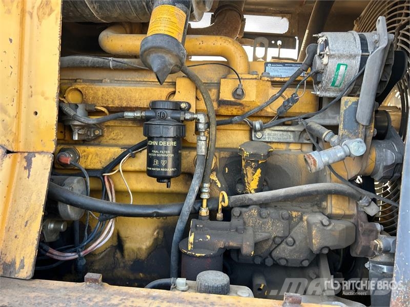 John Deere 540G 4x4 Skidder 목재스키더
