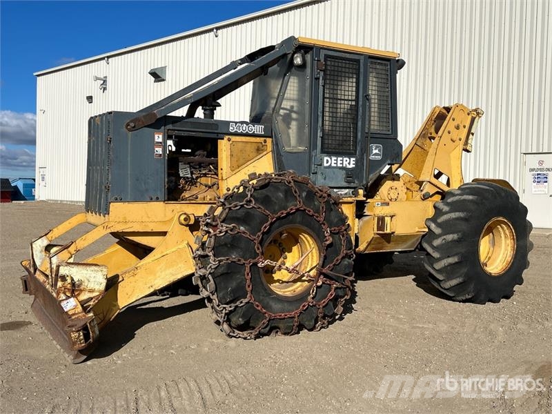 John Deere 540G 4x4 Skidder 목재스키더