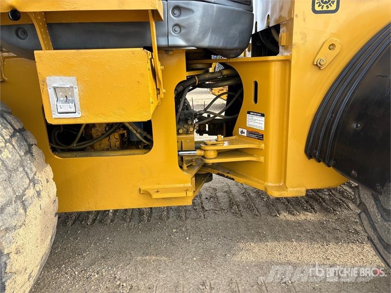 John Deere 544 K Wheel Loader Naudoti ratiniai krautuvai