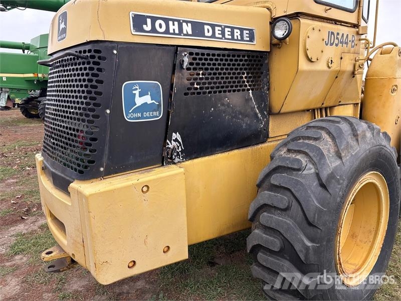 John Deere 544B Wheel loaders