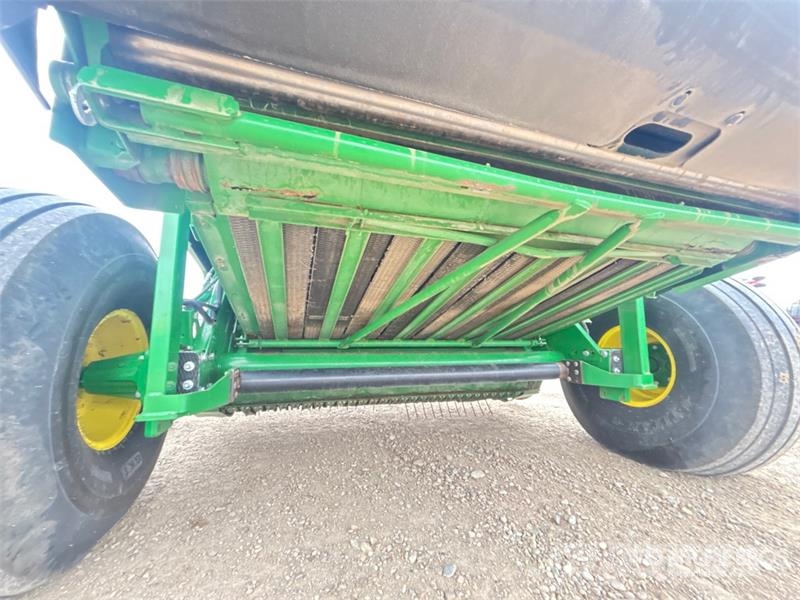 John Deere 560M Round Baler Körbálázók