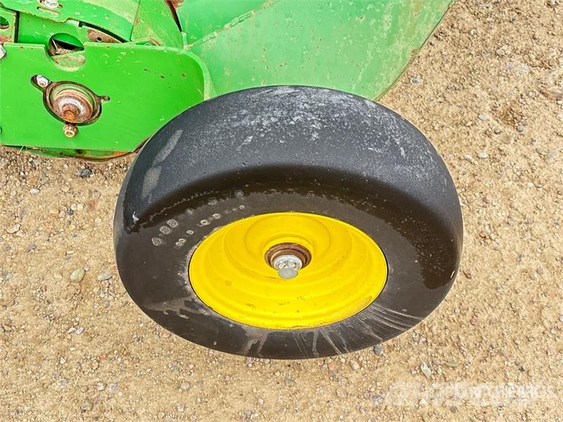 John Deere 560M Round Baler Körbálázók
