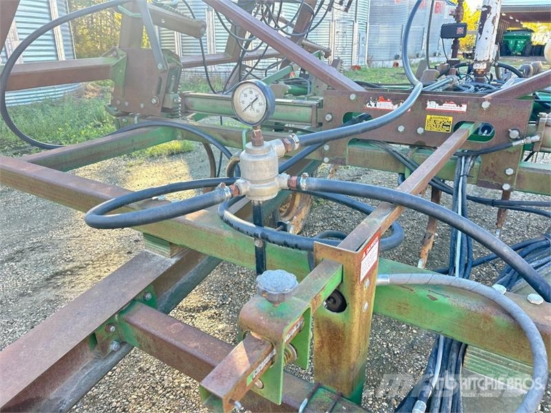 John Deere 610 32 ft Chisel Plow Arados de cinzel