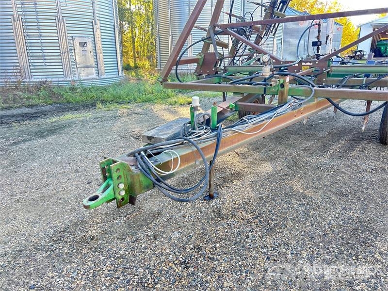 John Deere 610 32 ft Chisel Plow Arados de cinzel