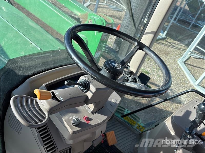 John Deere 6140M 4WD Tractor Трактора