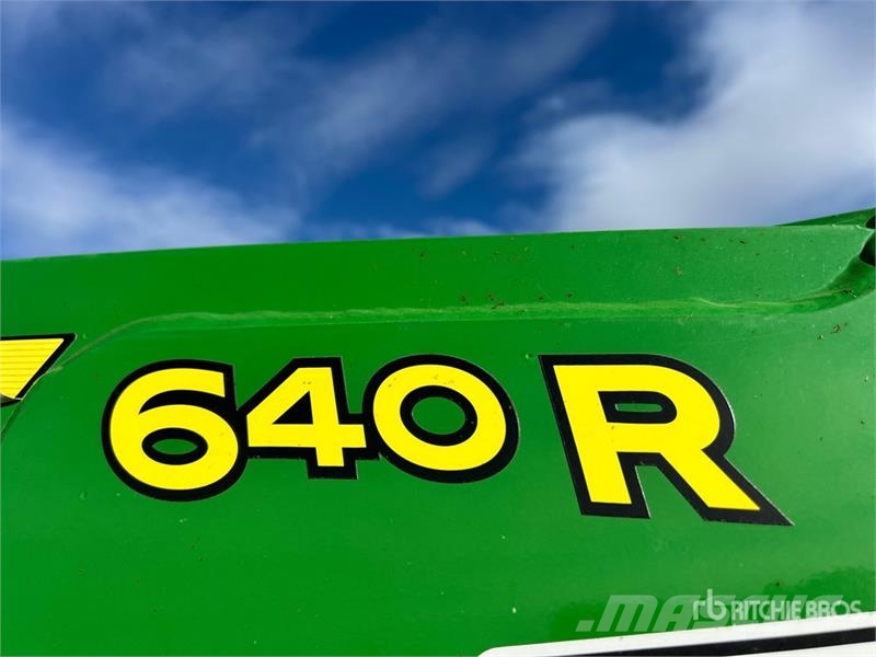 John Deere 6145 4WD Tractor Трактори