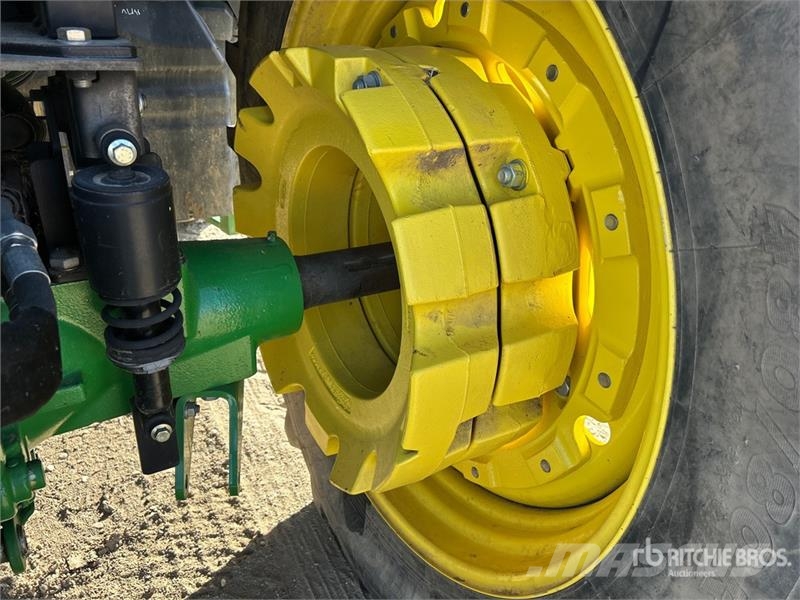 John Deere 6145 4WD Tractor Трактори