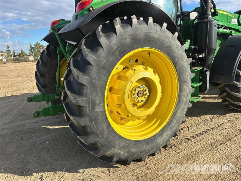 John Deere 6145 4WD Tractor Трактори