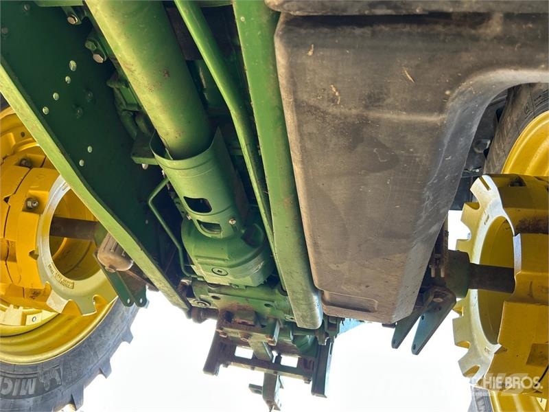 John Deere 6145 4WD Tractor Трактори