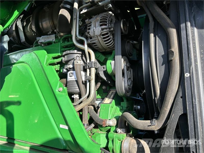 John Deere 6145 4WD Tractor Трактори
