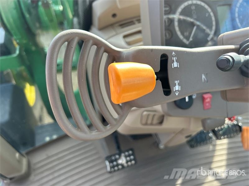 John Deere 6145 4WD Tractor Трактори