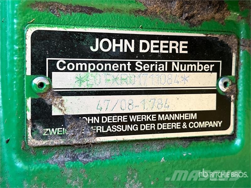John Deere 6145 4WD Tractor Трактори