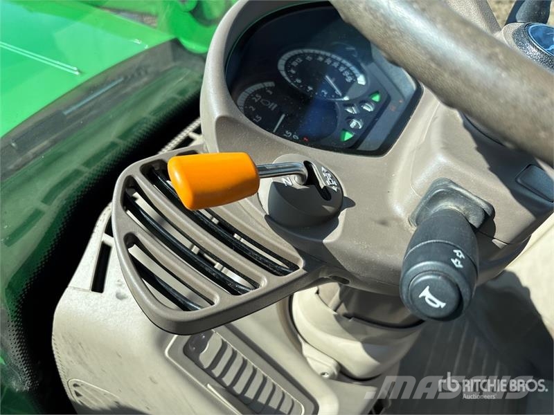 John Deere 6150R Traktörler