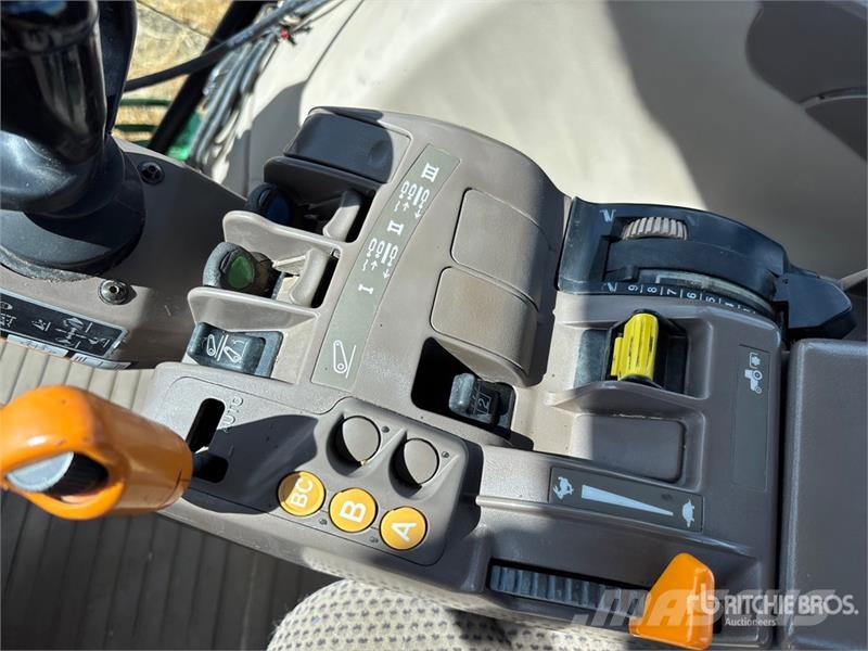 John Deere 6150R Трактори