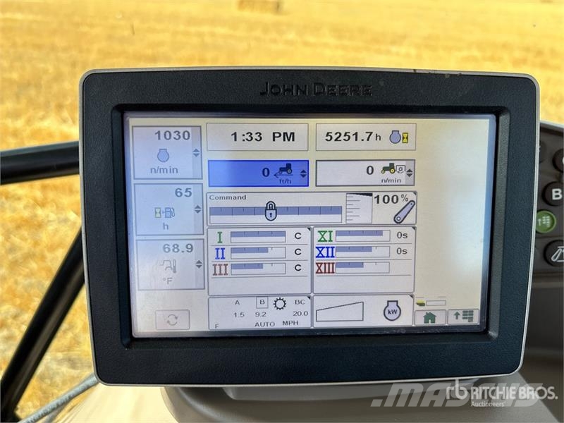 John Deere 6150R Трактори