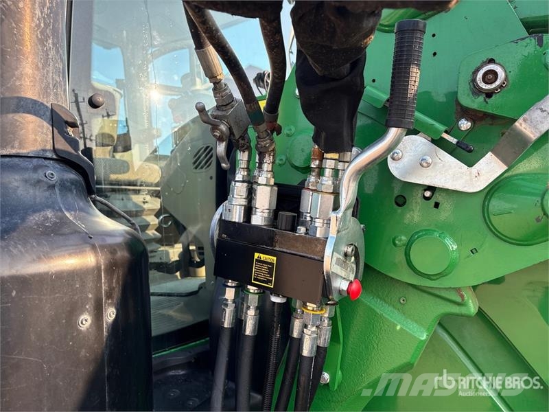 John Deere 6155M Tractors