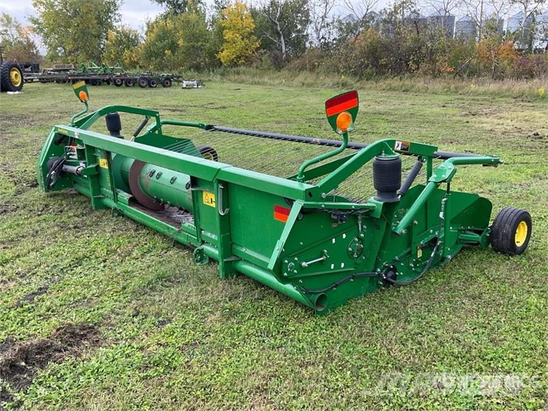 John Deere 615P 15 ft Combine Pickup Header Derliaus nuėmimo kombainų galvos