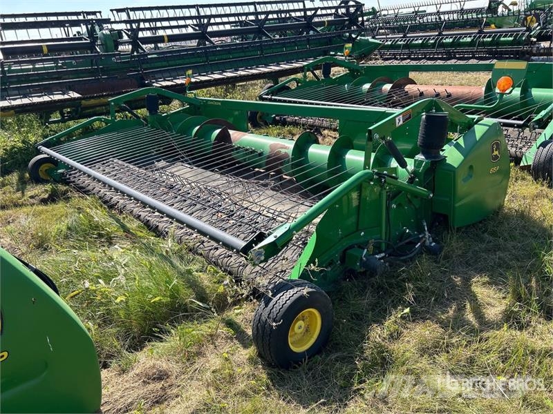John Deere 615P 15 ft Combine Pickup Header 콤바인 헤드