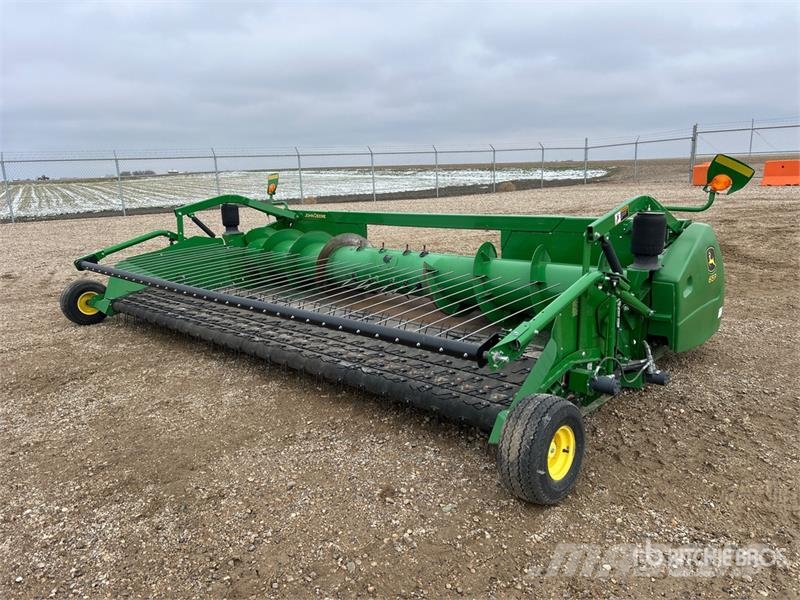 John Deere 615P 15 ft Combine Pickup Header Derliaus nuėmimo kombainų galvos
