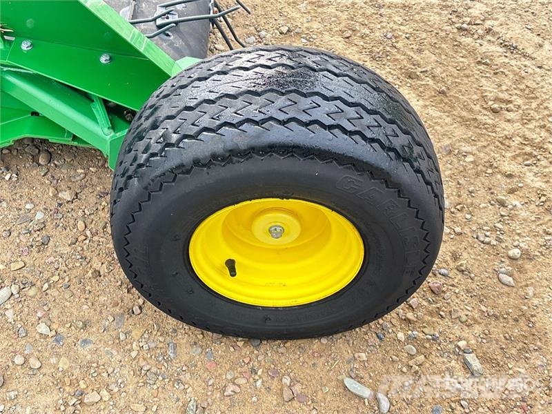John Deere 615P 15 ft Draper Combine Pickup Header Glave hederi za kombajne