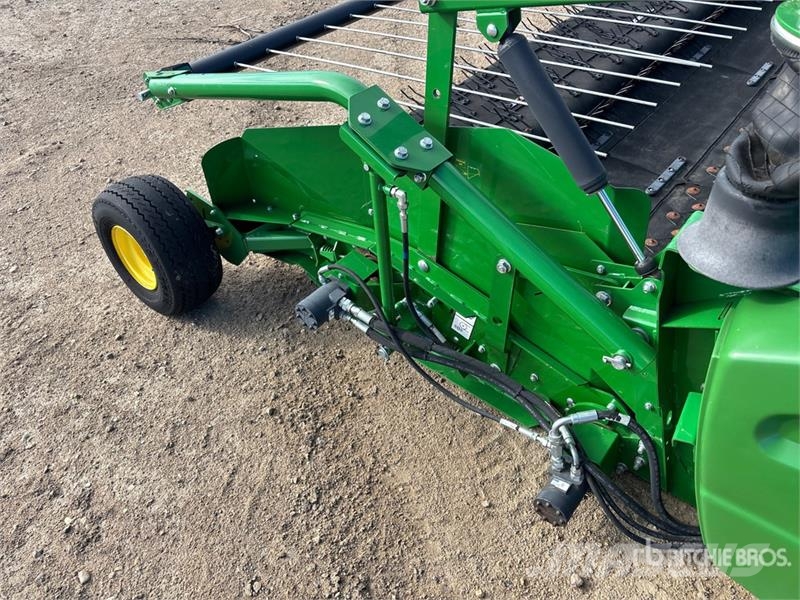 John Deere 615P 15 ft Combine Pickup Header Cabezales de cosechadoras combinadas