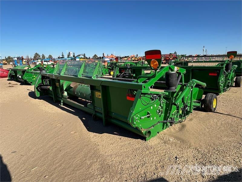 John Deere 615P 15 ft Belt Combine Pickup Header Testate per mietitrebbie
