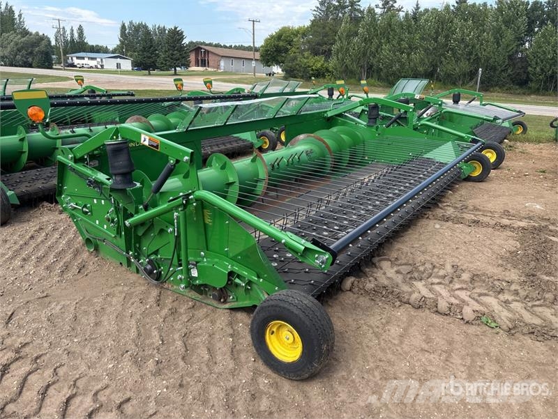 John Deere 615P 15 ft Combine Pickup Header 콤바인 헤드