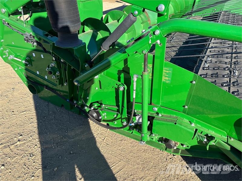 John Deere 615P 15 ft Combine Pickup Header Glave hederi za kombajne