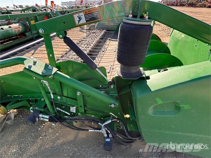 John Deere 615P 15 ft Belt Combine Pickup Header Testate per mietitrebbie