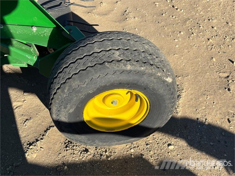 John Deere 615P 15 ft Belt Combine Pickup Header Testate per mietitrebbie
