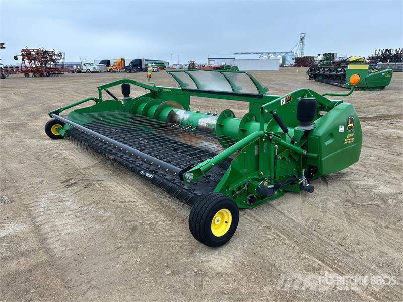 John Deere 615P 15 ft Draper Combine Pickup Header Glave hederi za kombajne