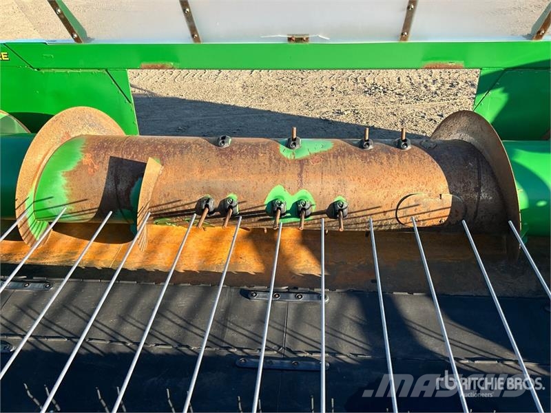 John Deere 615P 15 ft Combine Pickup Header Barre de coupe pour moissonneuse batteuse