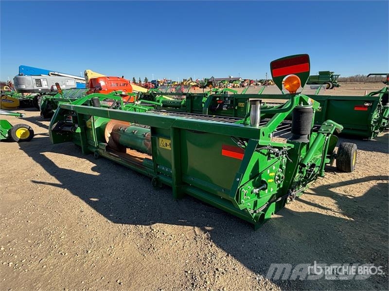 John Deere 615P 15 ft Belt Combine Pickup Header Testate per mietitrebbie