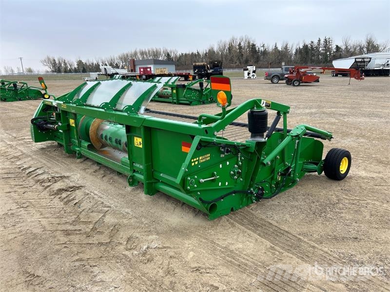 John Deere 615P 15 ft Draper Combine Pickup Header Glave hederi za kombajne